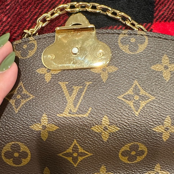 Louis Vuitton St Placide - Picture 10 of 14